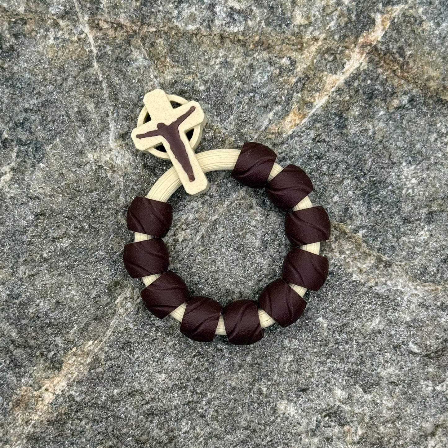 Rosewood Swirl Beads on White Oak