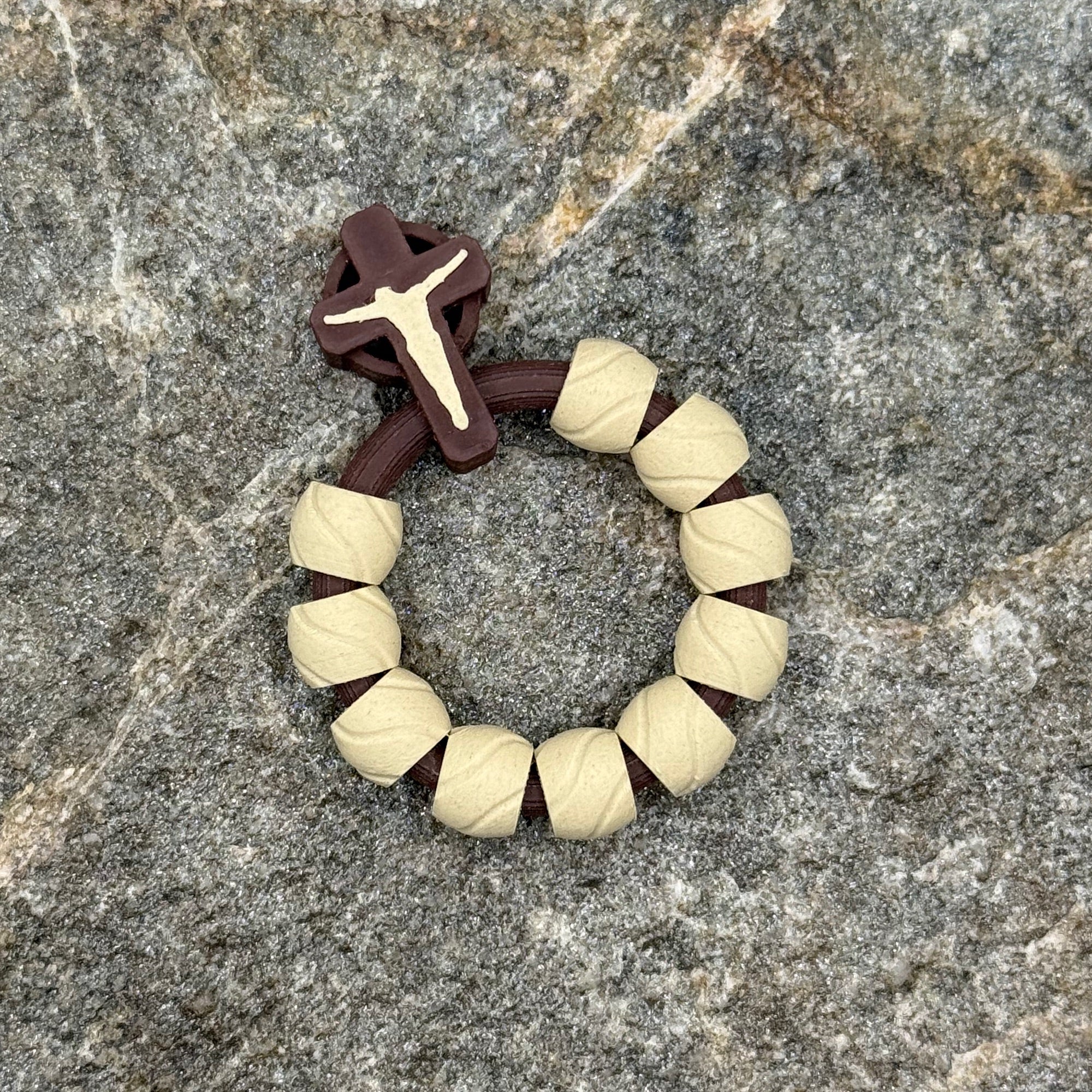 White Oak Swirl Beads on Rosewood